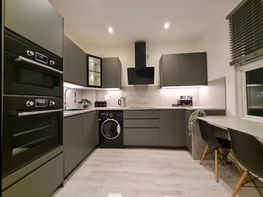 Double Room In Shared Flat ロンドン エクステリア 写真