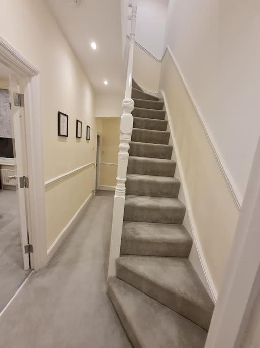 Double Room In Shared Flat ロンドン エクステリア 写真