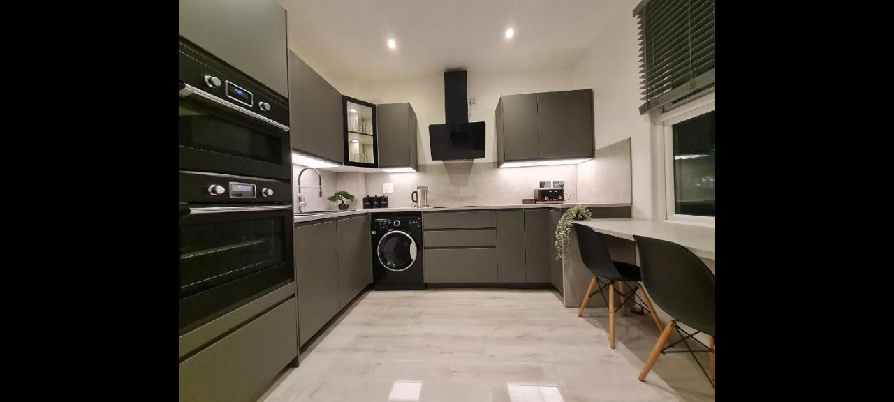 Double Room In Shared Flat ロンドン エクステリア 写真