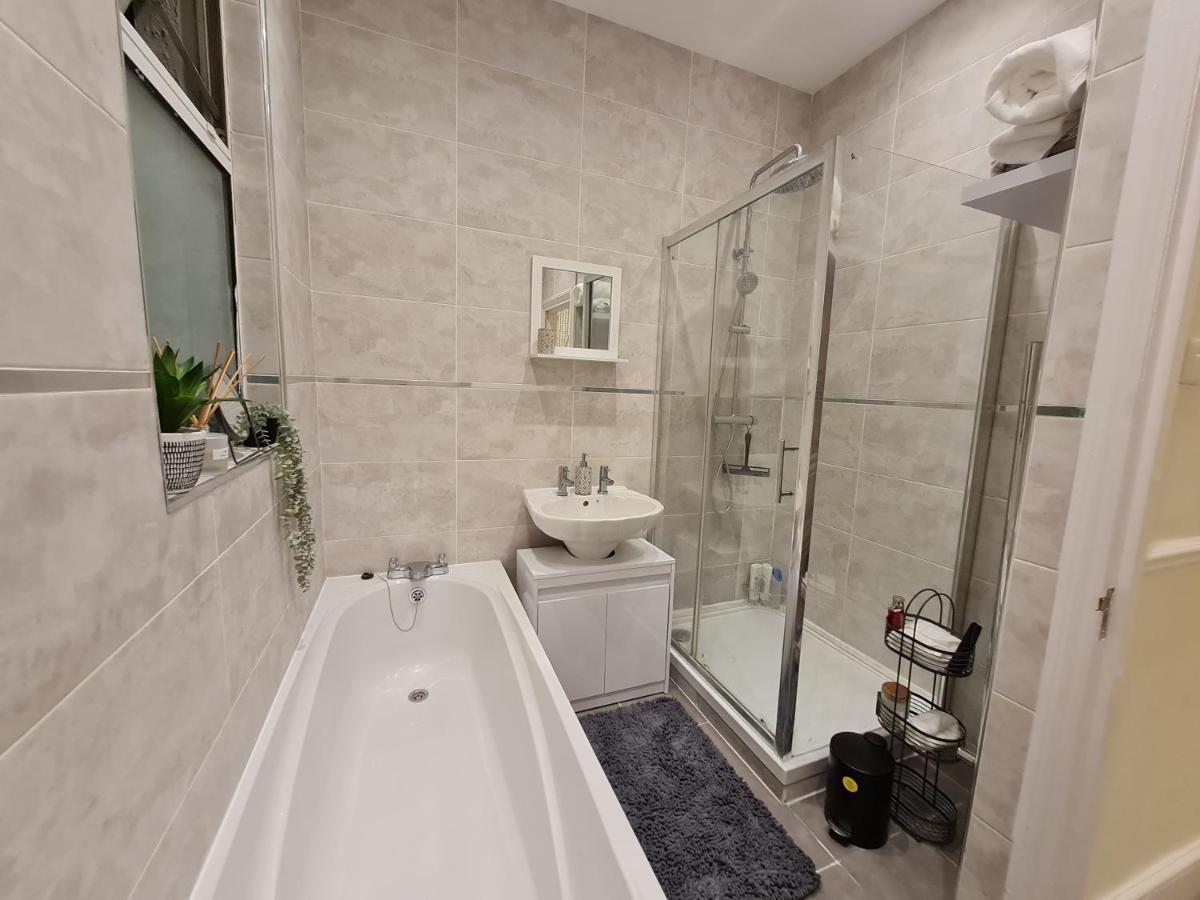 Double Room In Shared Flat ロンドン エクステリア 写真
